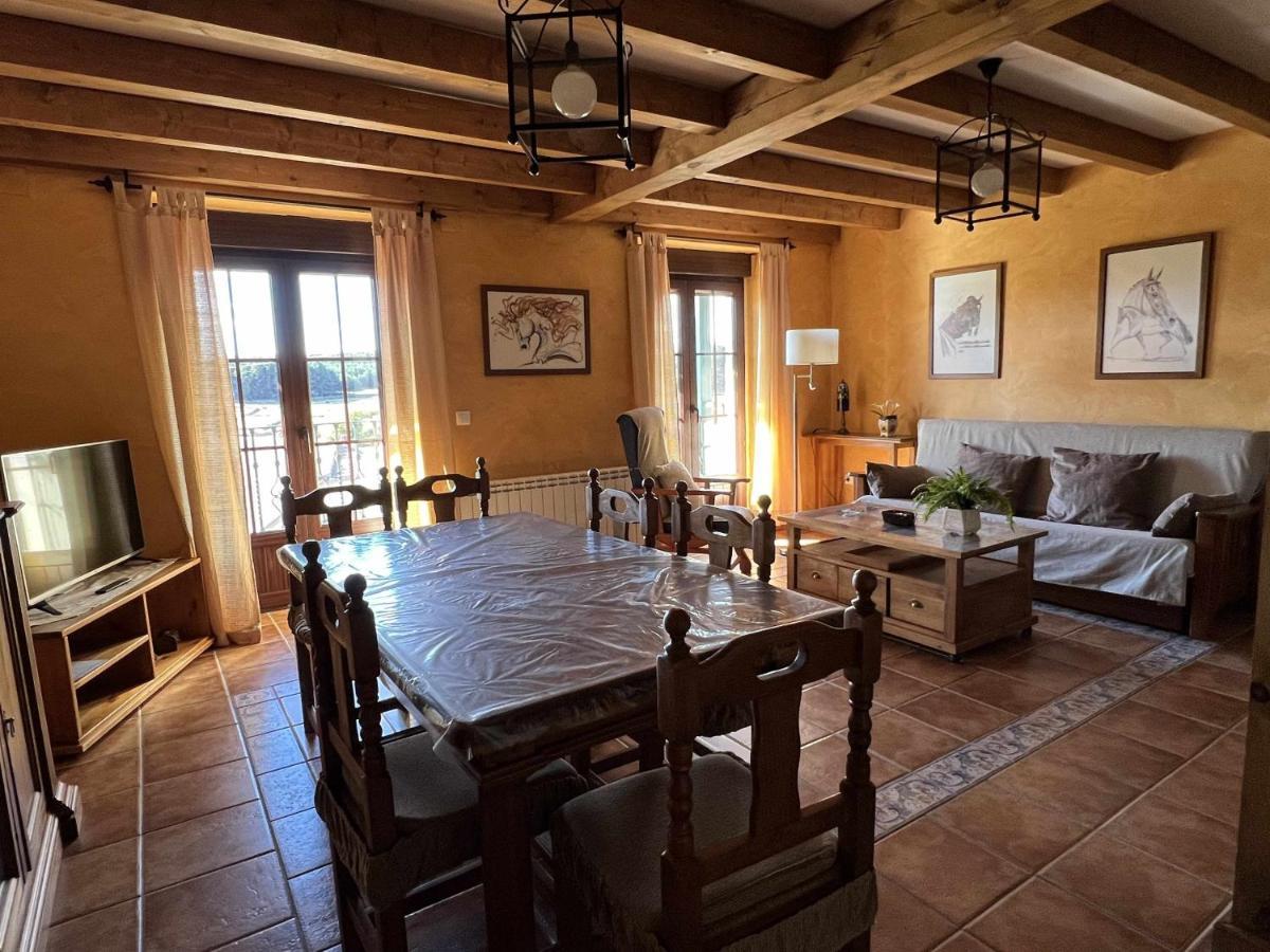 Apartamento La Nava de Gredos Navarredonda Exterior foto