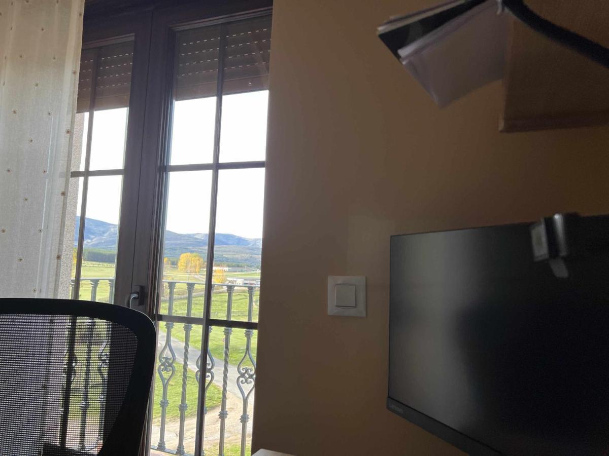 Apartamento La Nava de Gredos Navarredonda Exterior foto